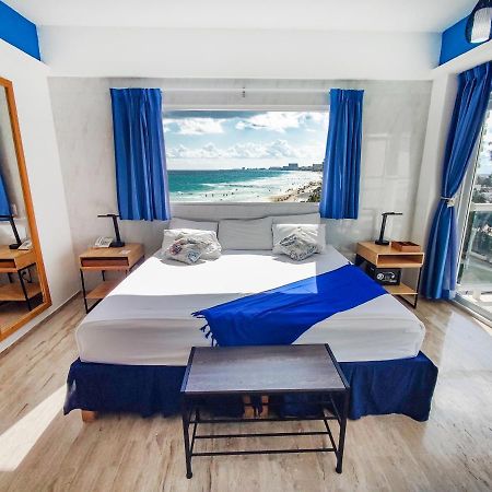 Paradise Beachfront & Nightlife Heart Cancún Buitenkant foto
