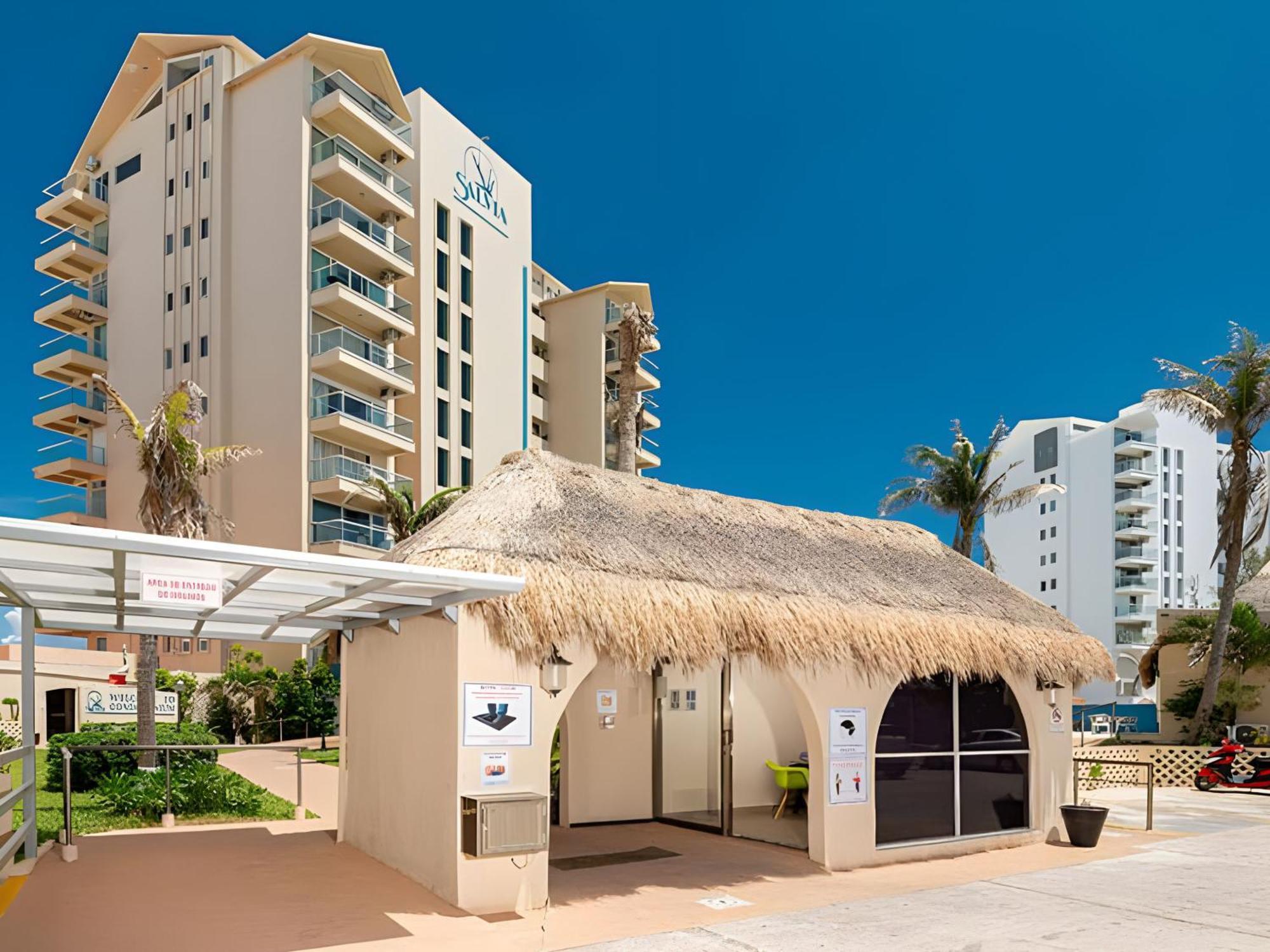 Paradise Beachfront & Nightlife Heart Cancún Buitenkant foto