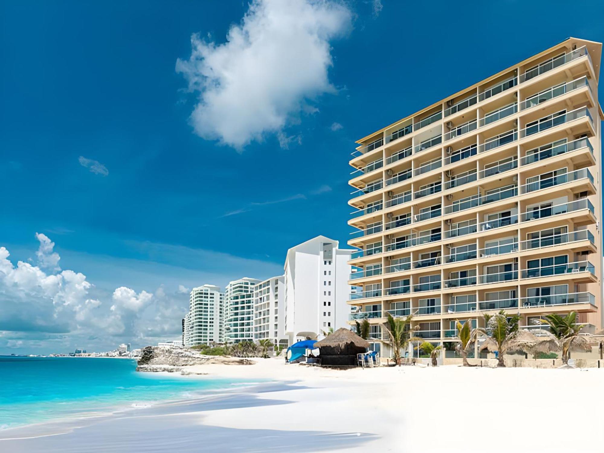 Paradise Beachfront & Nightlife Heart Cancún Buitenkant foto