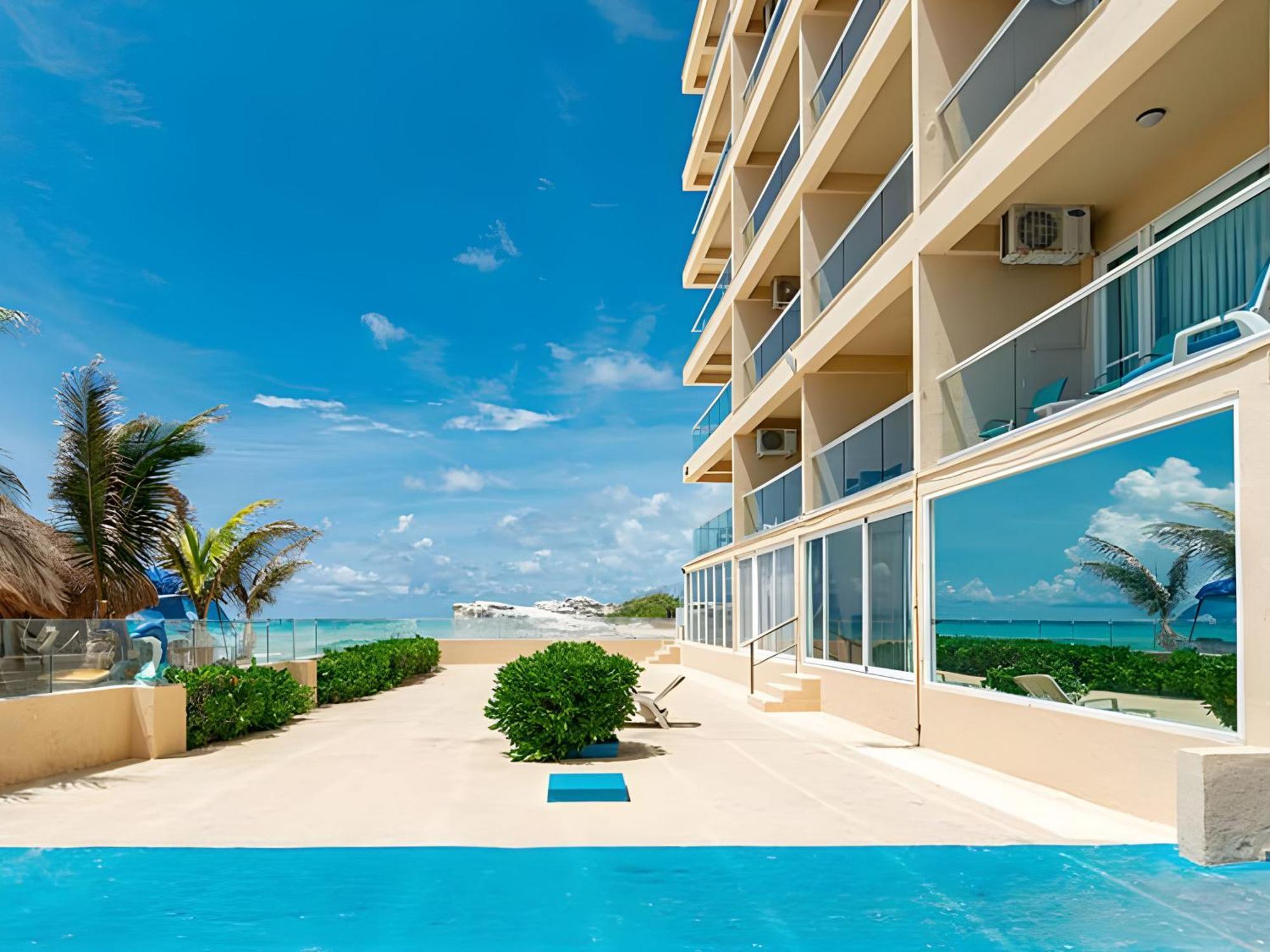 Paradise Beachfront & Nightlife Heart Cancún Buitenkant foto